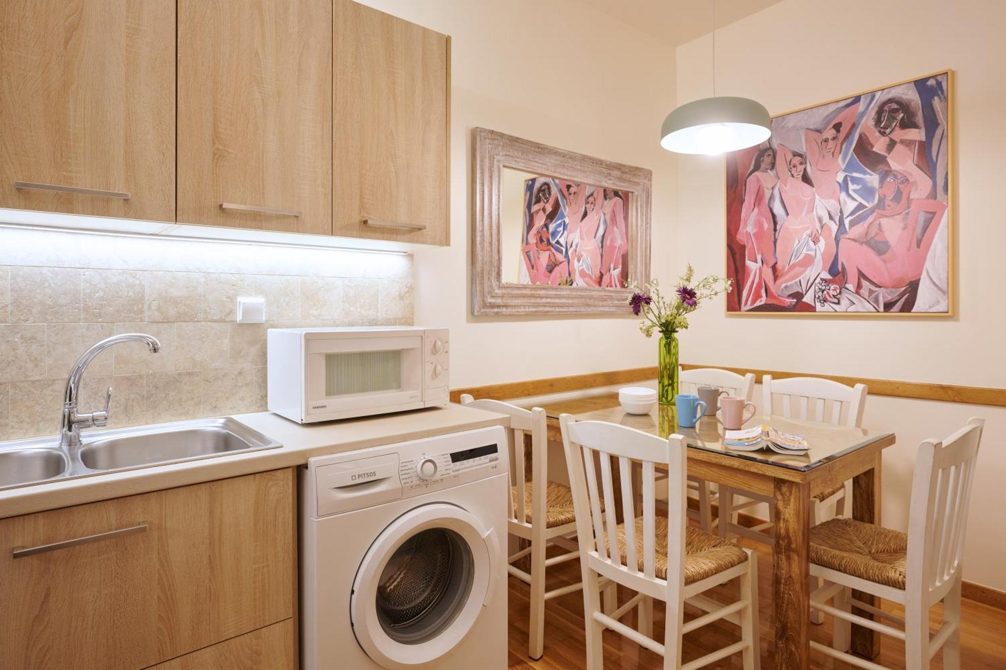 Rastoni Athens Suites Near Acropolis Eksteriør billede